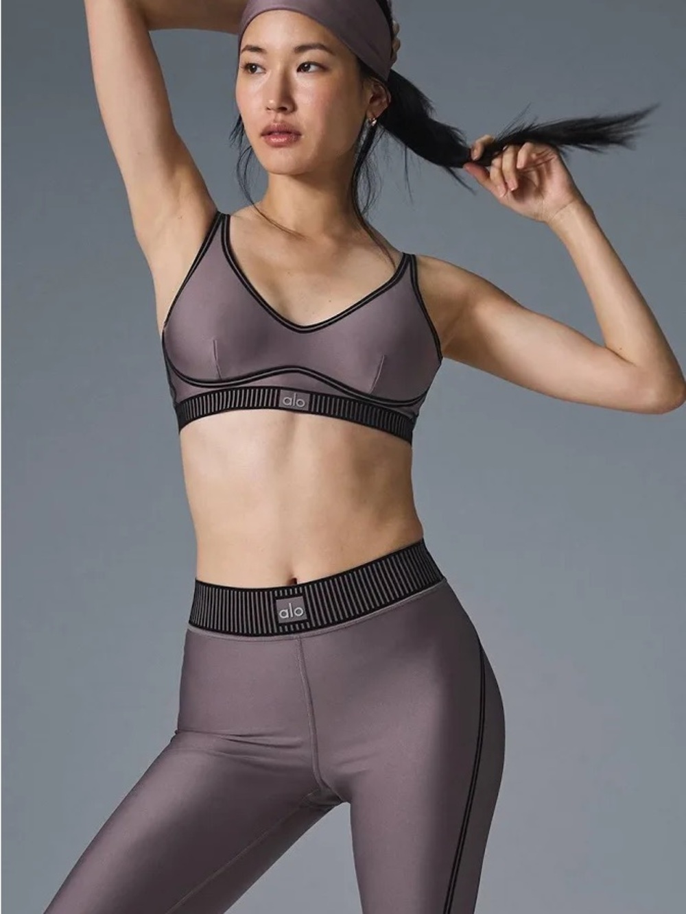 NWT ALO Yoga Airlift Line Up Bra in Raisinette Size Small (clasp bra!) - Picture 6 of 7
